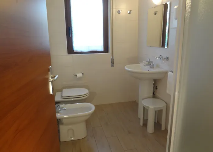 Noce Pensión Brescia